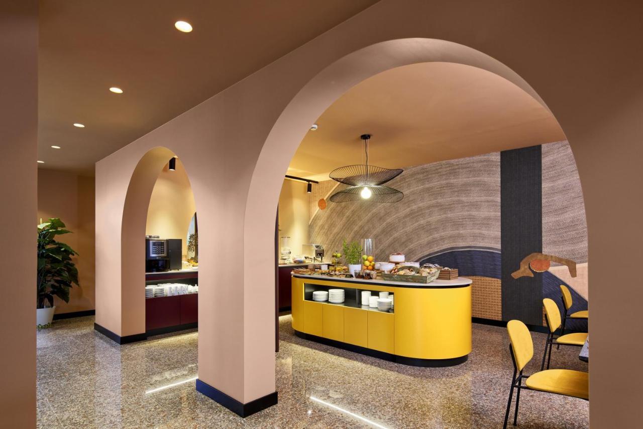 Lido Aparthotel 3*
