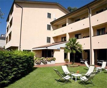 Aparthotel Lido 3*